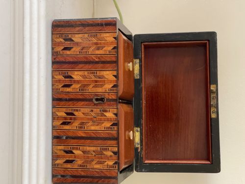 A LOVELY INLAID VICTORIAN TEA CADDY - ADDITIONAL PHOTO 1
