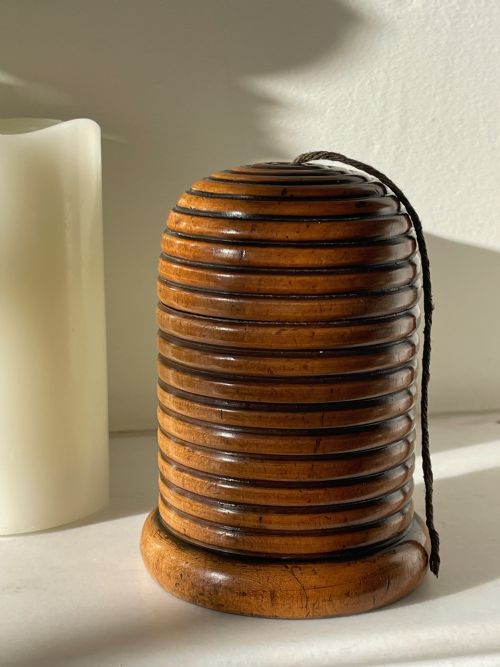AN ANTIQUE BEE HIVE STRING BOX - ADDITIONAL PHOTO 1