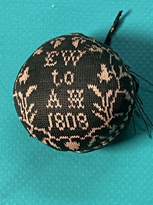 a rare antique quaker pin cushion ball - CATEGORY: ANTIQUE MISCELLANEOUS - DATED GEORGIAN