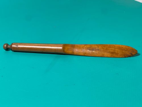 AN ANTIQUE TREEN FRUITWOOD LETTER OPENER - ADDITIONAL PHOTO 2