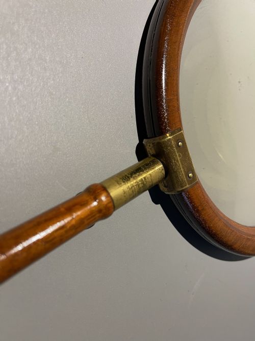 A LARGE ANTIQUE MAGNIFYINGVIEWING GLASS - ADDITIONAL PHOTO 8