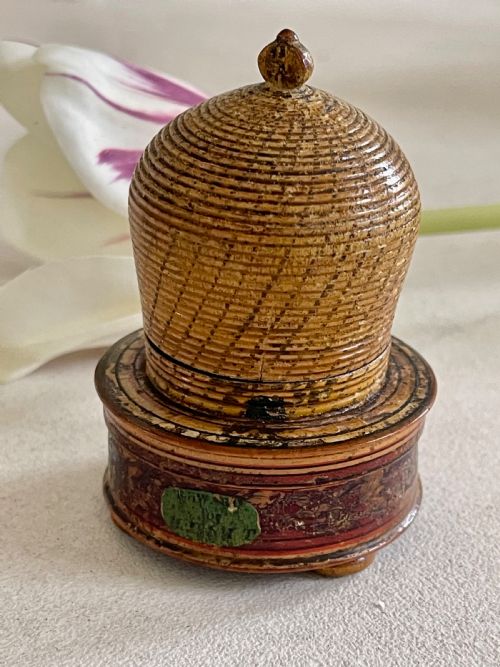 a good sized antique tunbridge ware bee hive pin poppet box - CATEGORY: ANTIQUE MISCELLANEOUS - DATED GEORGIAN