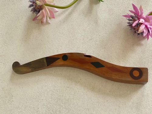 ANTIQUE TREEN KNITTING SHEATH INLAID WITH DIAMONDS CIRCLES AND TRIANGLES - ADDITIONAL PHOTO 1