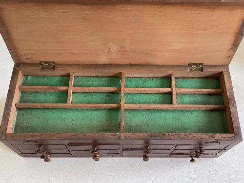 AN ANTIQUE WATCHMAKER'S BOX - ADDITIONAL PHOTO 1