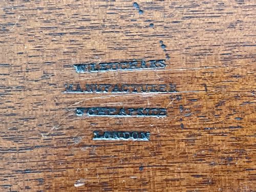 AN ANTIQUE ALPHABET BOX WITH MAKERS NAME - ADDITIONAL PHOTO 2