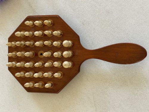 ANTIQUE TRAVELLING PEG SOLITAIRE BOARD WITH BONE PEGS - ADDITIONAL PHOTO 5
