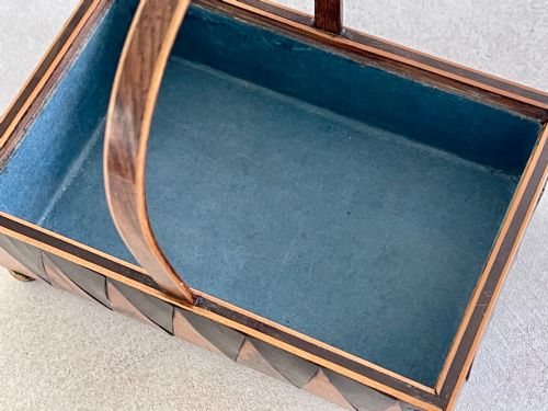 AN ANTIQUE VAN DYKE DECORATED BOXBASKET SPECIMEN WOODS - ADDITIONAL PHOTO 7