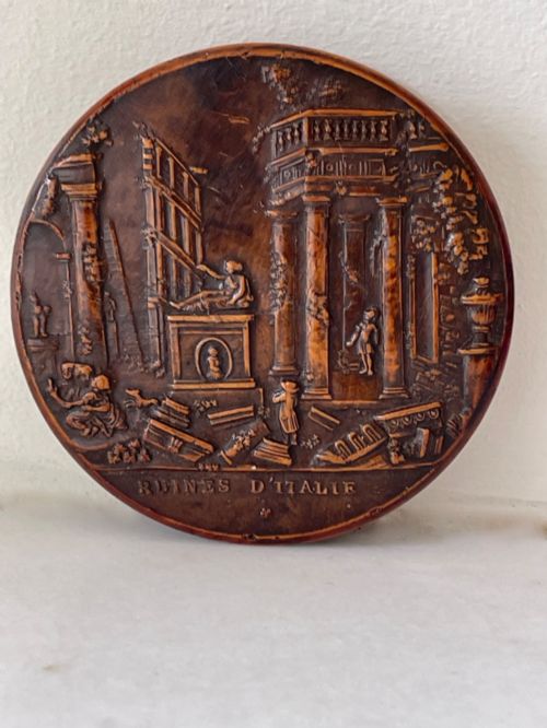 an antique pressed wood snuff box entitled ' ruines d' italie' - CATEGORY: ANTIQUE BOXES - DATED 19TH CENTURY