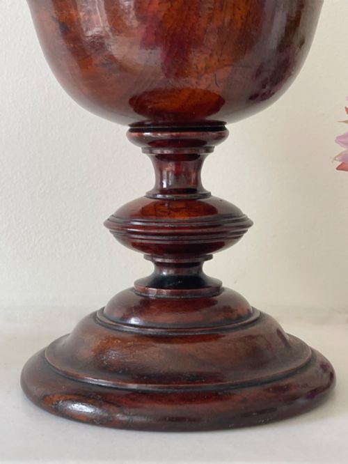AN ANTIQUE TREEN SPICE OR SALT LIDDED POT - ADDITIONAL PHOTO 5