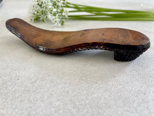 ANTIQUE TREEN NOVELTY KNITTING SHEATH SHAPE OF A SHOE - ADDITIONAL PHOTO 5