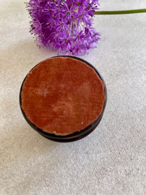 AN ANTIQUE SUN DIAL AND COMPASS LIGNUM VITAE CASE - ADDITIONAL PHOTO 5