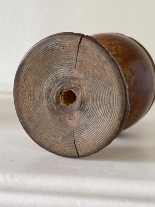 AN ANTIQUE TREEN SPICE MUFFINEER - ADDITIONAL PHOTO 2