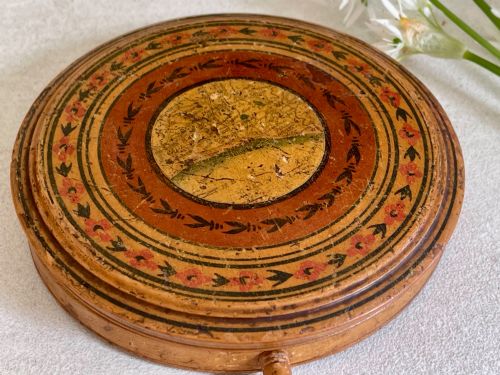 AN ANTIQUE TUNBRIDGE WARE TRAVELLING MIRROR WITH OLD LABEL - ADDITIONAL PHOTO 6