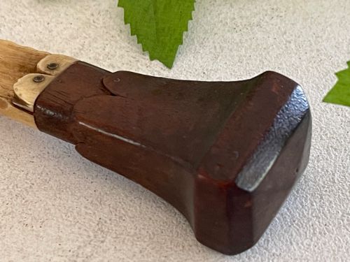 AN ANTIQUE TREEN GEORGIAN APPLE CORER MAHOGANY AND BONE - ADDITIONAL PHOTO 1