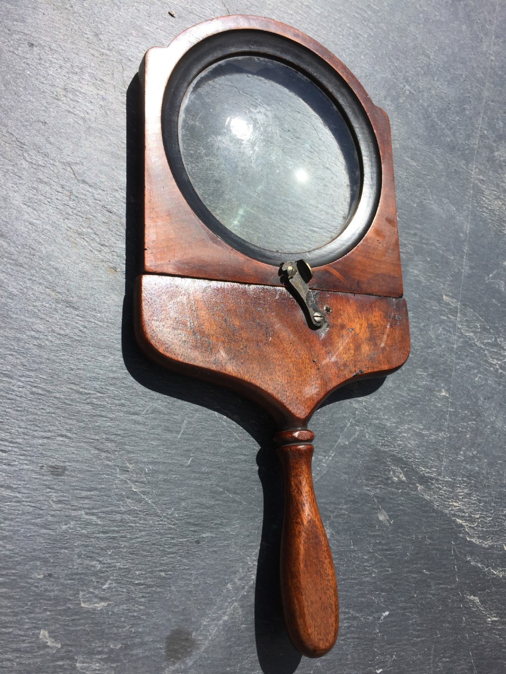 An early 19th century gallery/viewing glass