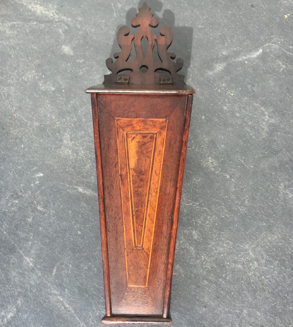 An early 19th century candle/cutlery box