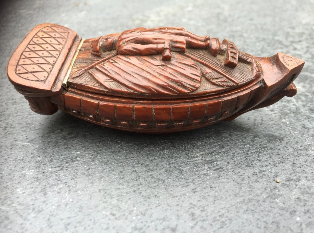An Antique  Coquilla Nut Snuff  Box - Napoleon / Hull of ship- Prisoner of War