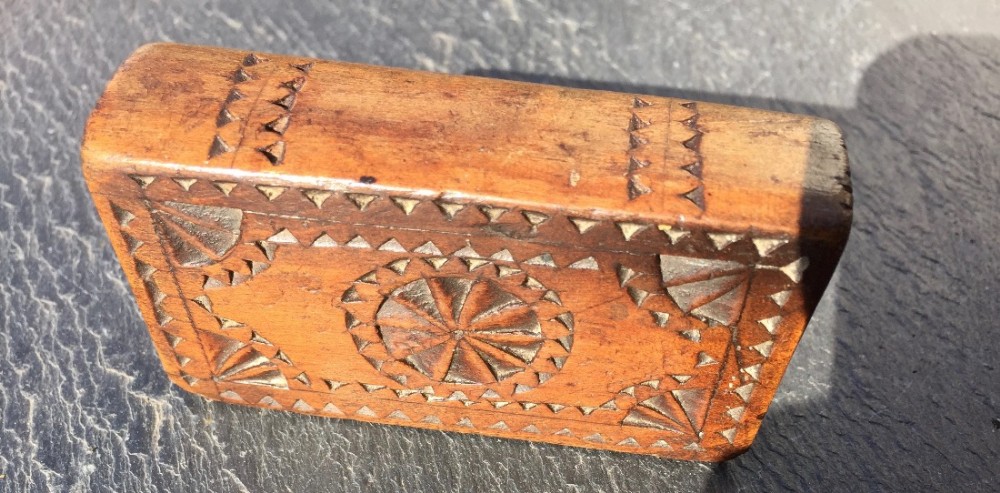 A very nice early 19th century mahogany snuff box in the form of a Book