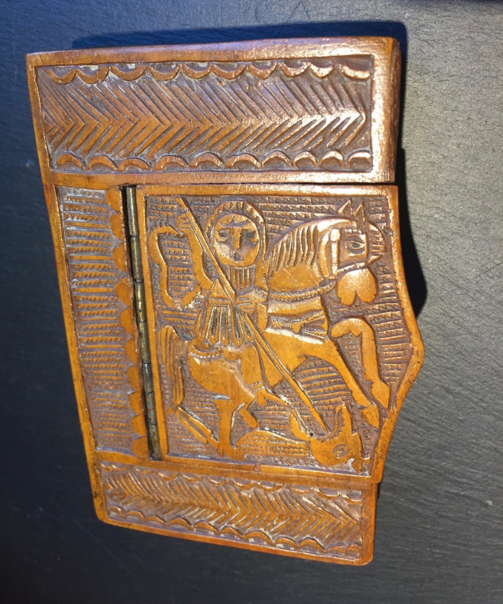 A carved snuff box -St George, Dragon & Phoenix