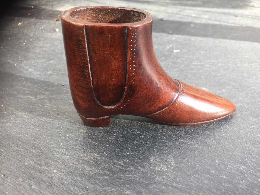 A lovely mahogany treen open boot  - for matches