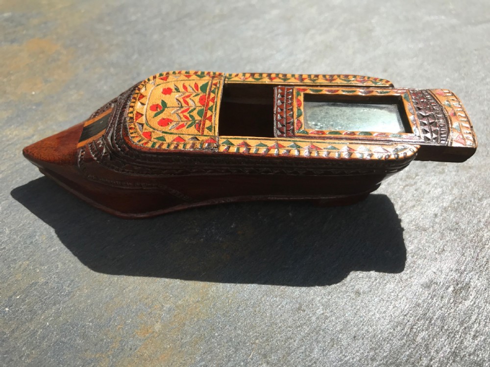 An unusual 9th century snuff shoe box View V