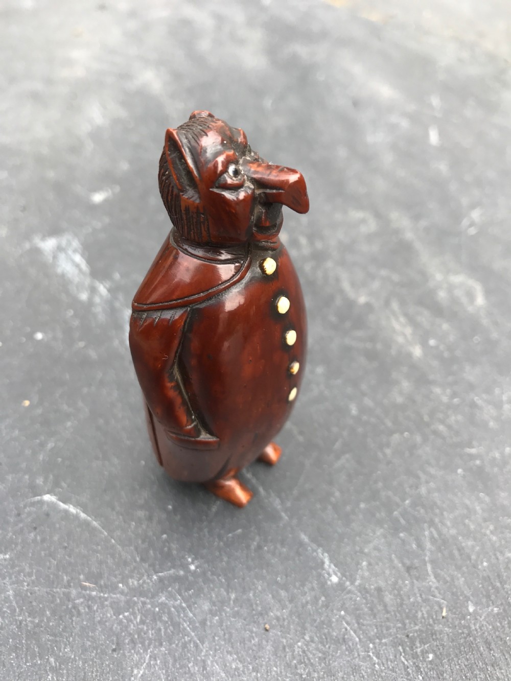 Antique Coquilla Nut Snuff box - Figural man with hooked nose