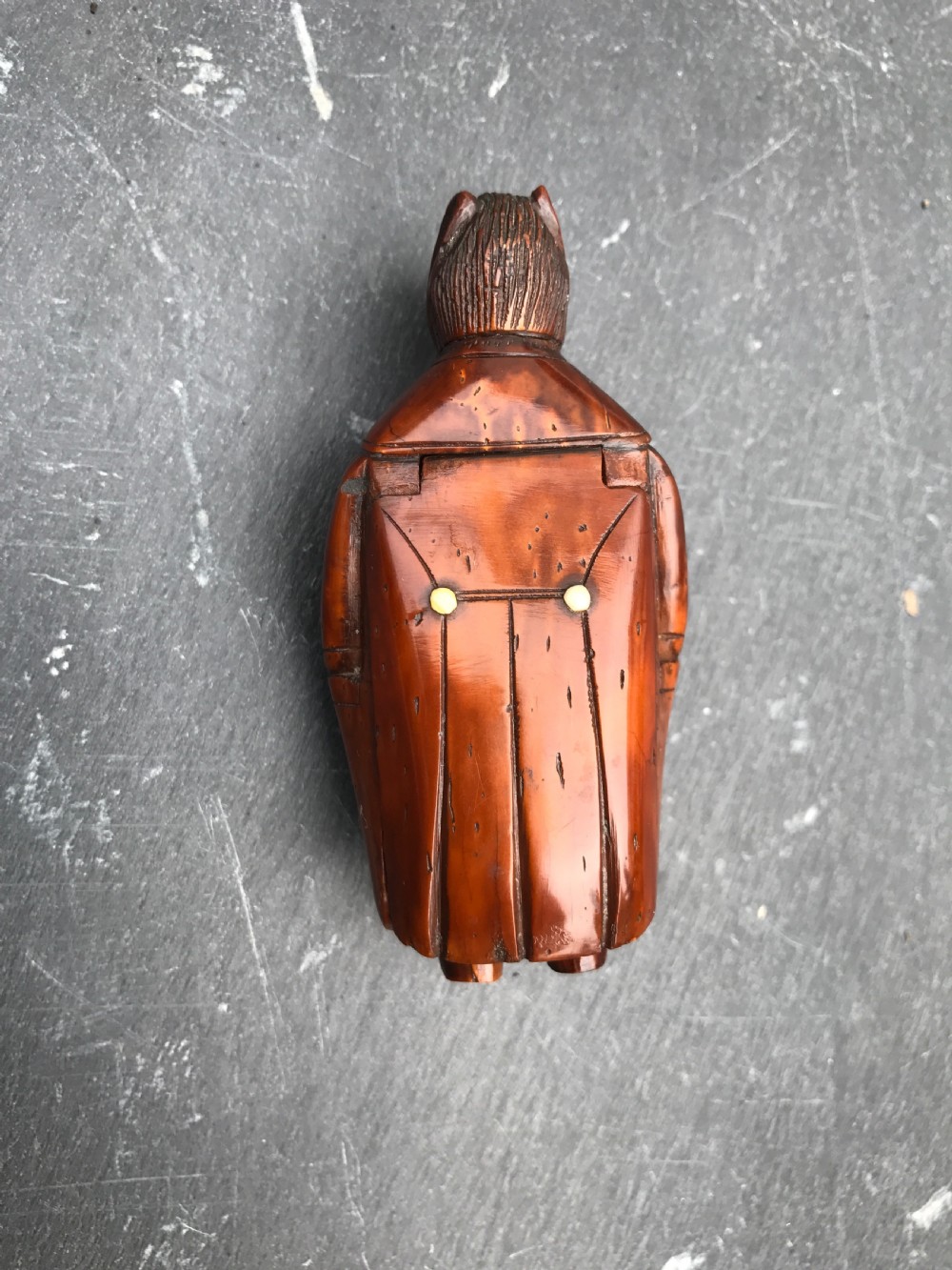Antique Coquilla Nut Snuff box - Figural man with hooked nose View IV