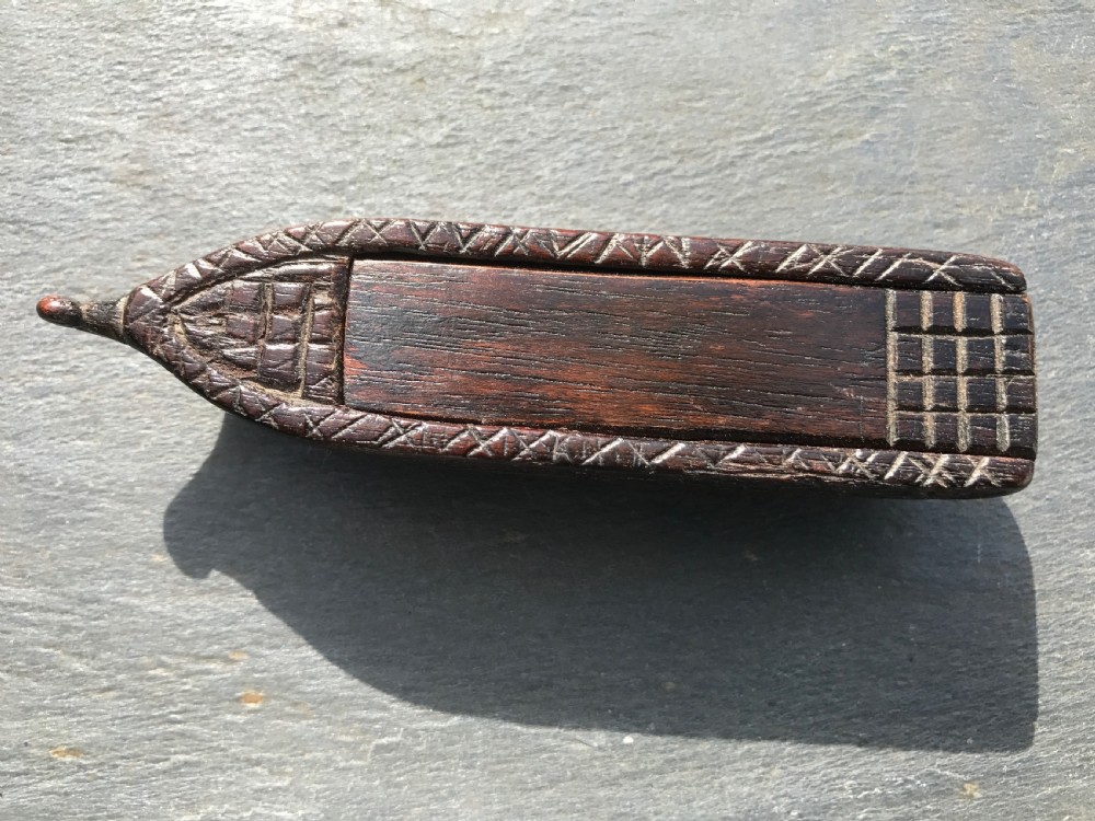 An early 19th century snuff box in the form of a ships hull  View III