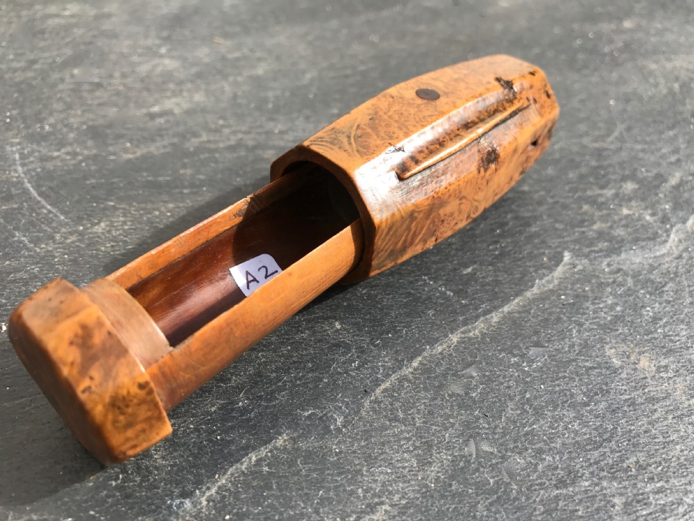A burr birch early 19th century barrel shaped snuff box - trick opening View II