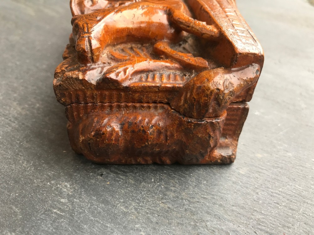 Antique  Scottish Table Snuff Box - Robert Burns Tam 'O Shanter Poem View III