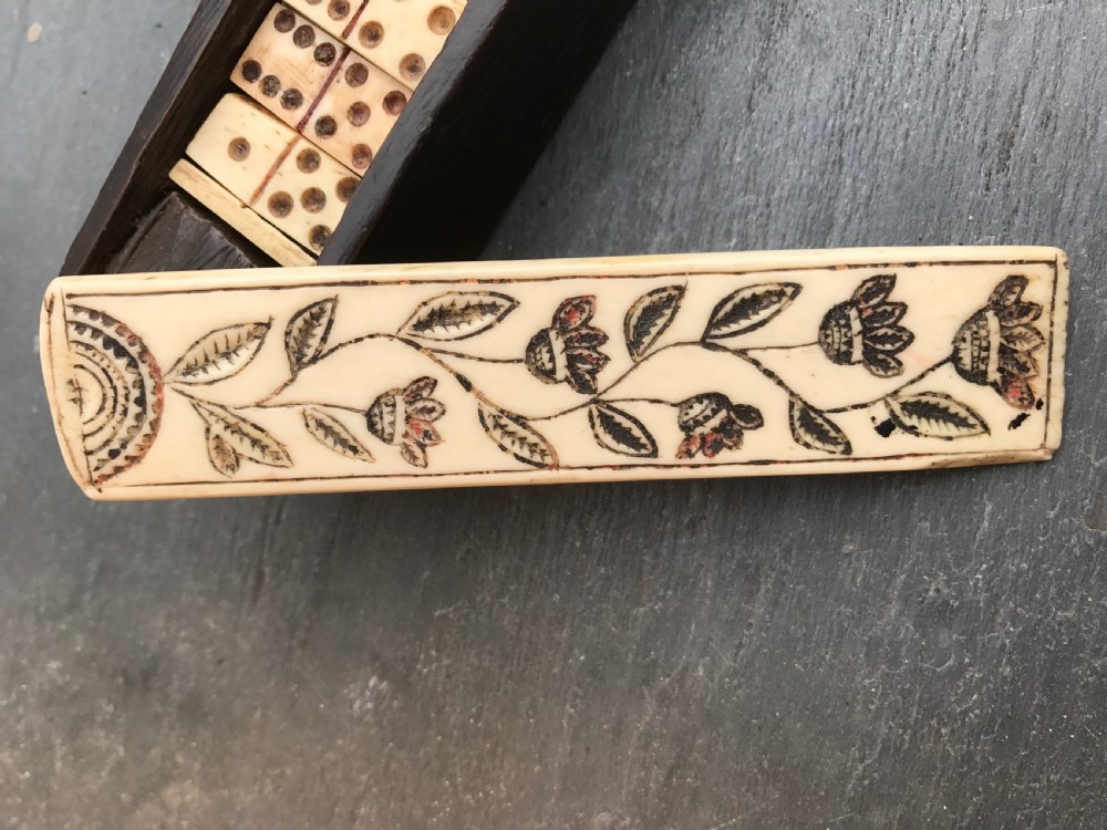 An Unusual Prisoner of War Shoe Games - Box View IV