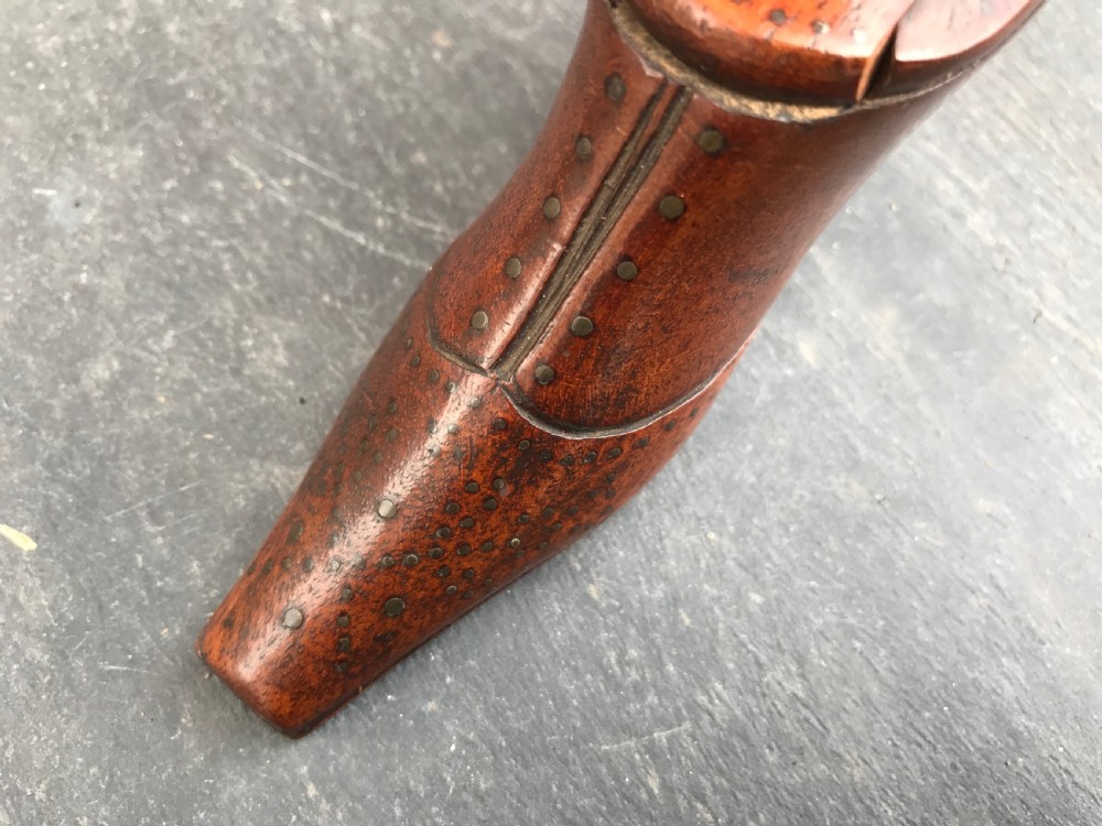 An Antique Snuff Shoe - LOVE to the lid View III