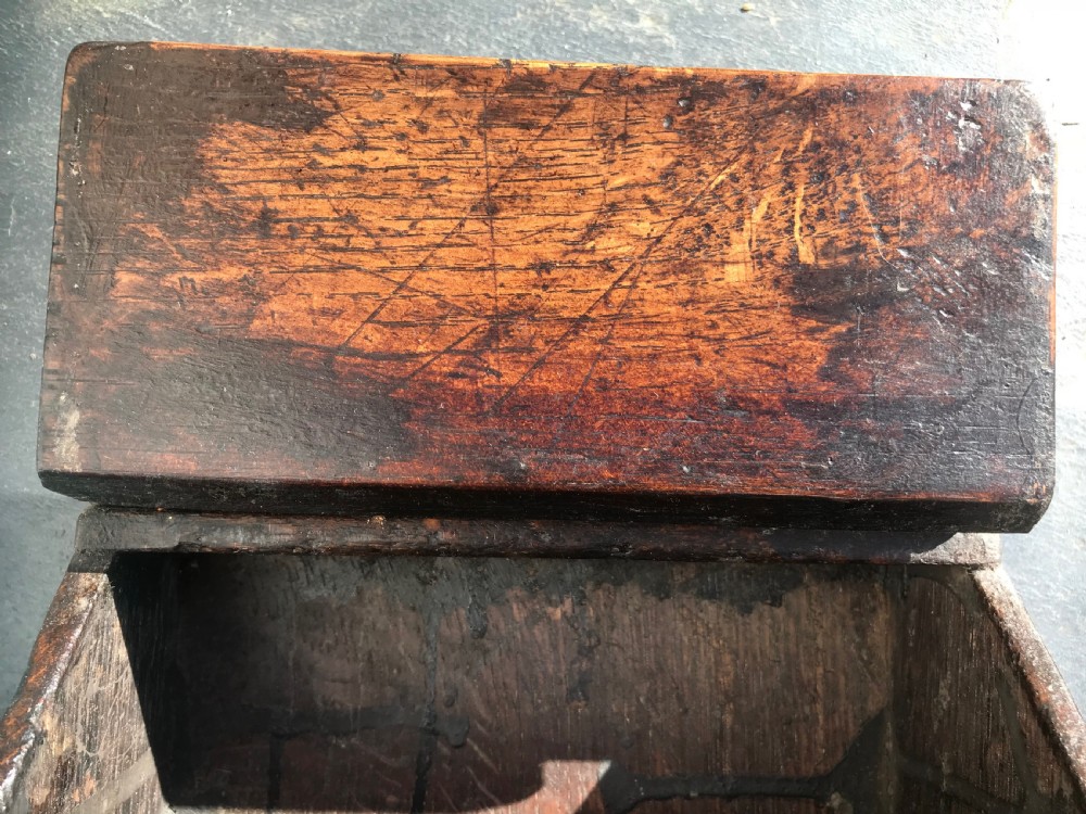 A small antique oak salt box - heart backboard View IV