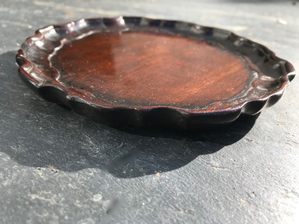 A very nice quality Georgian pie crust mahogany waiter or tray View III