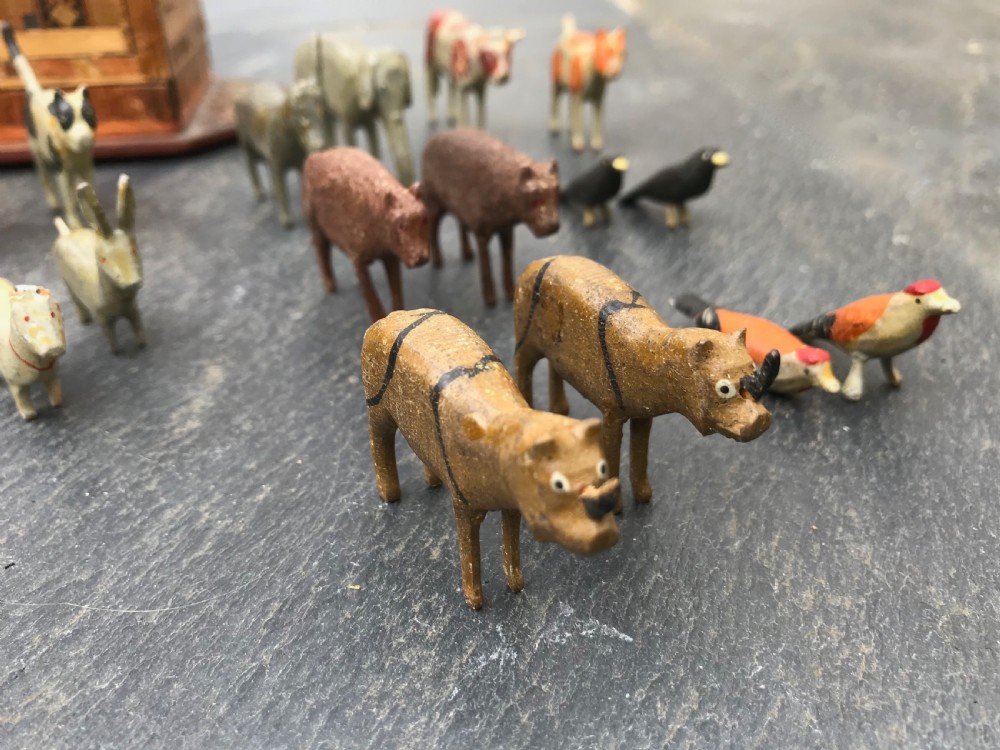 Antique Noah's Ark - Straw Work plus animals View V