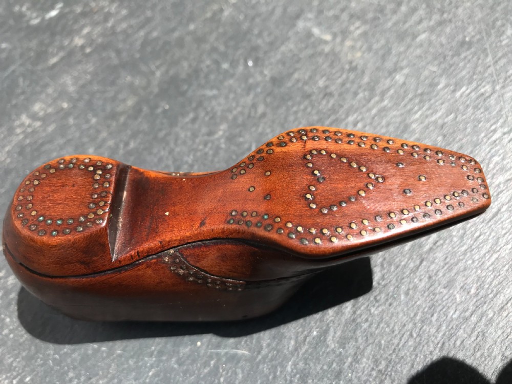 Antique Snuff Shoe - heart motif View IV