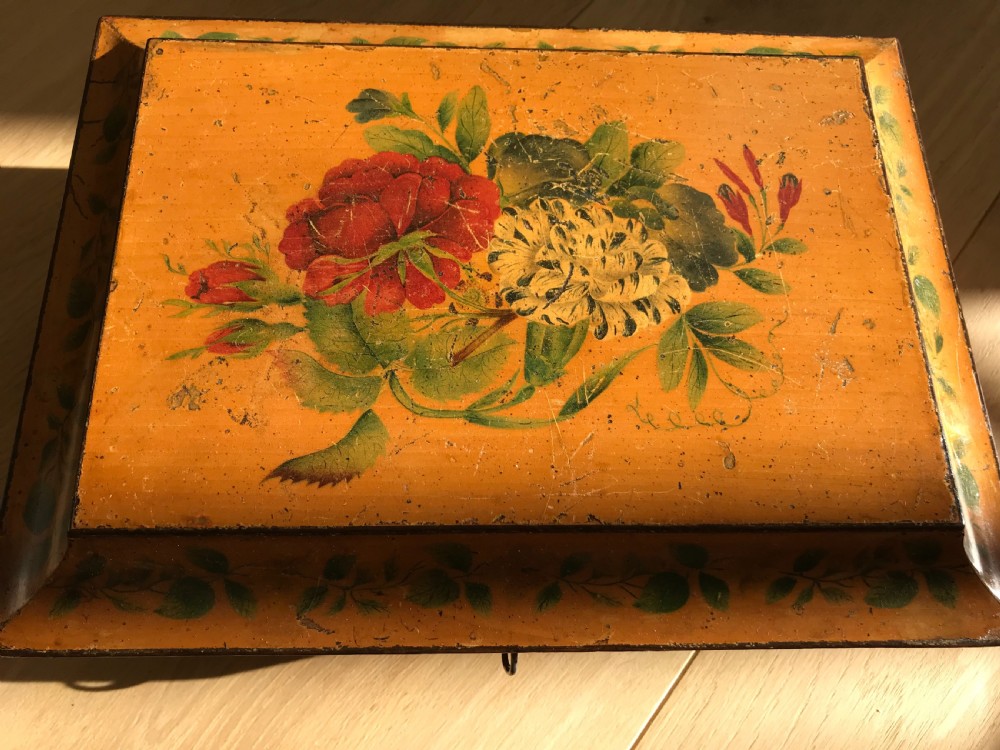 An early 19th century painted floral card box - treen View III
