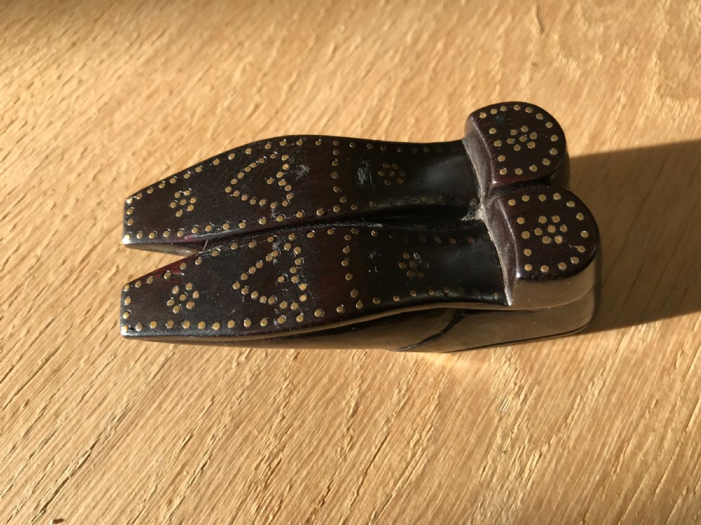 An unusual double snuff shoe box - dated 1840 View II