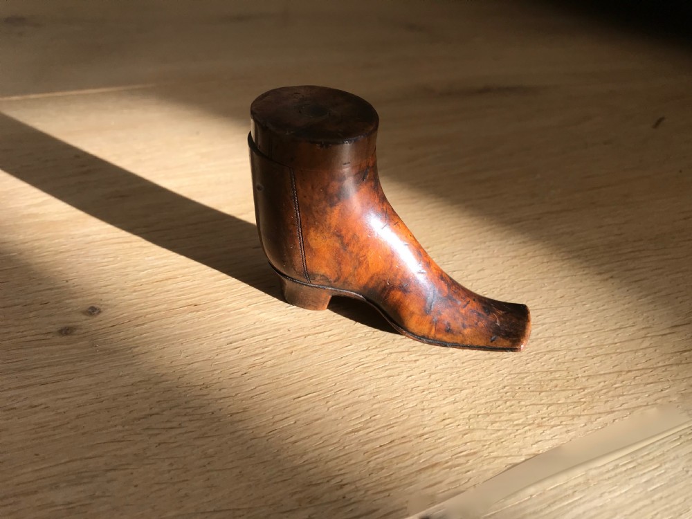 Antique Shoe Thimble Holder - Treen View II