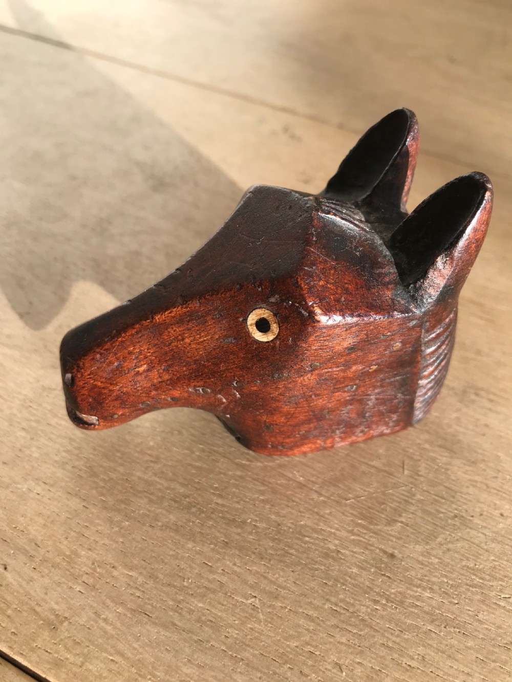 An antique snuff box - horse's head, dated 1809 View II