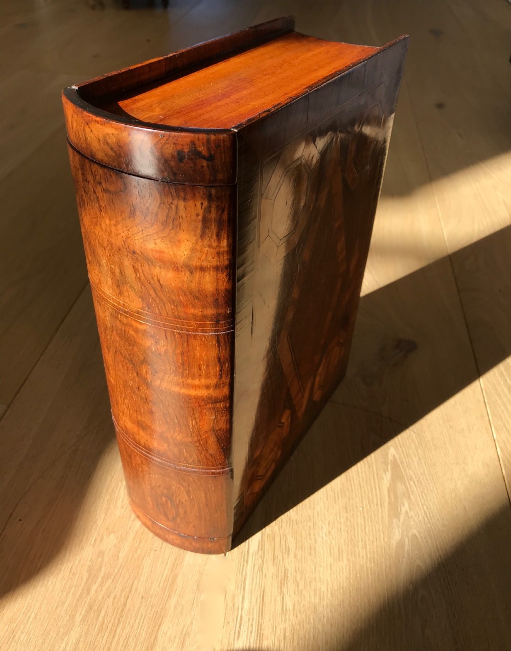 A Large George III Book Box - with compartments View IV