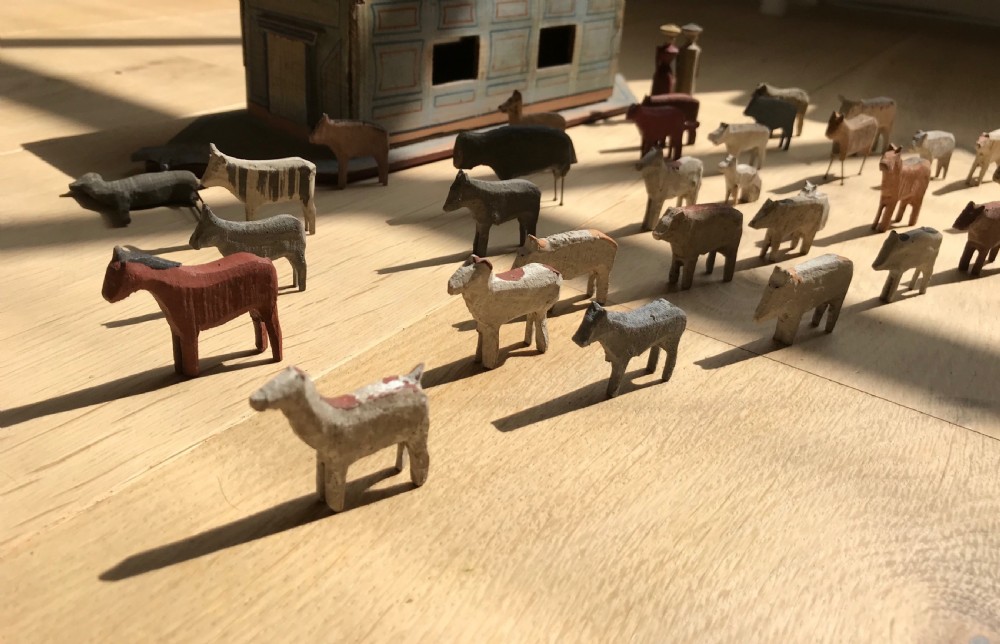 A Small Antique Noah's Ark - treen View II
