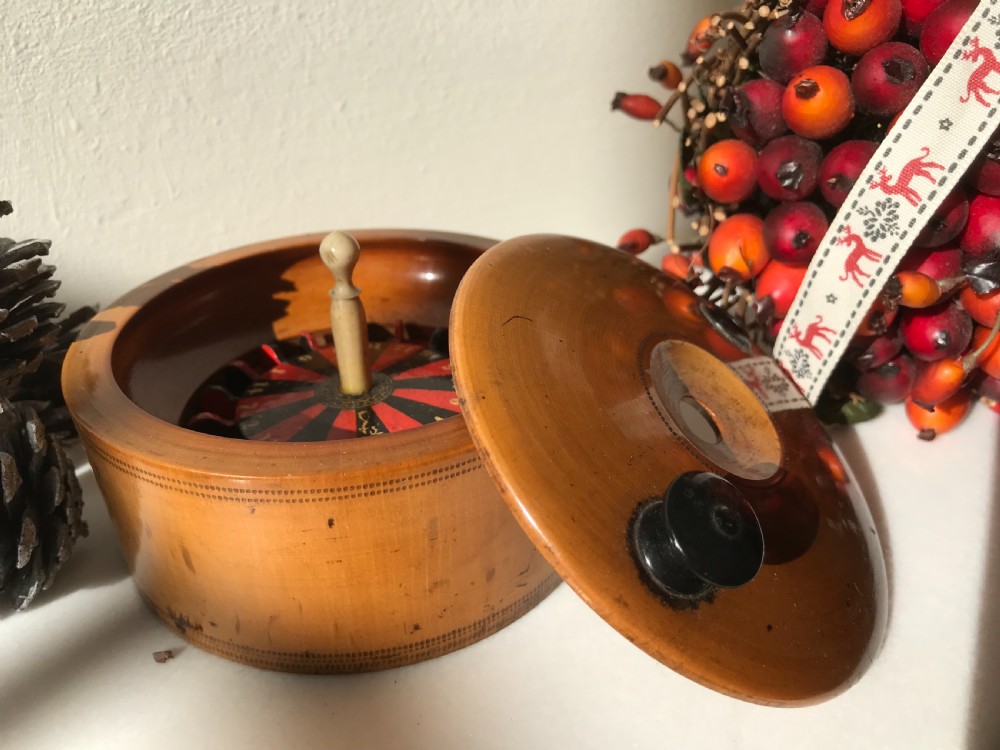 Antique Travelling Roulette Game View III