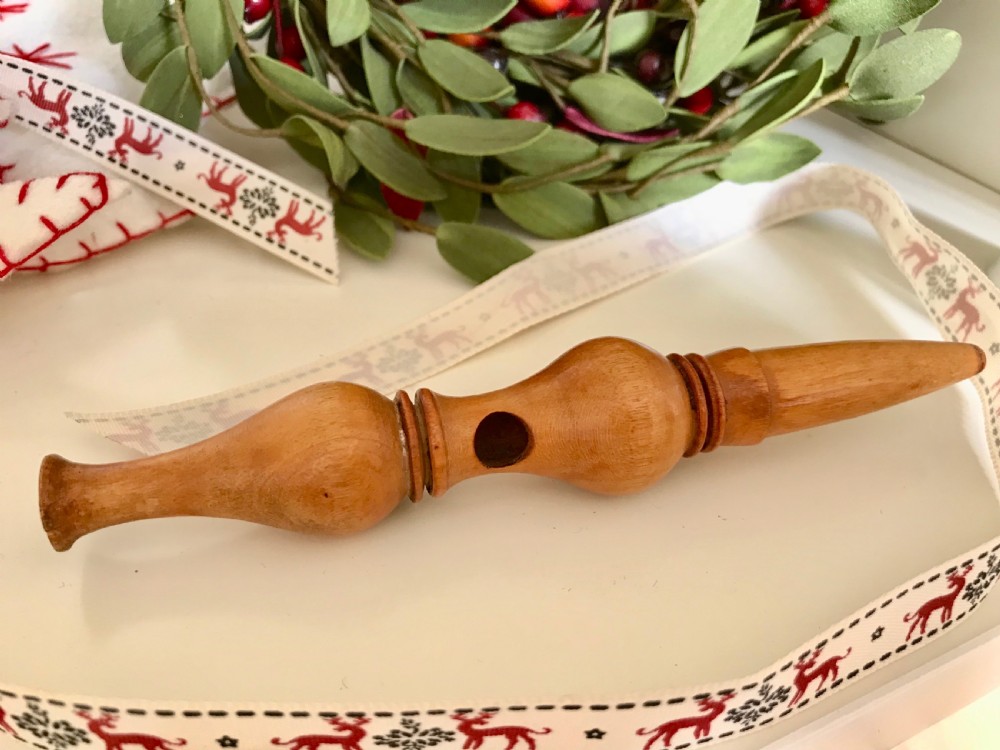 Antique Boxwood Bird Call View II