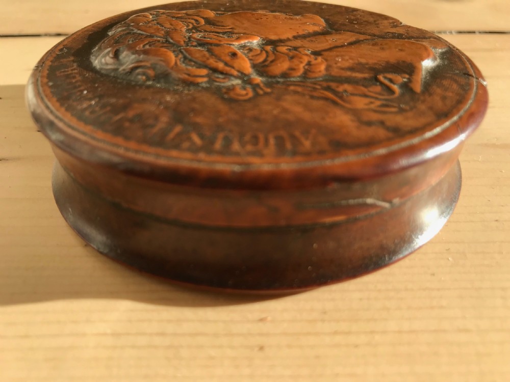 Antique Pressed Wood Snuff Box - Augustus View VI