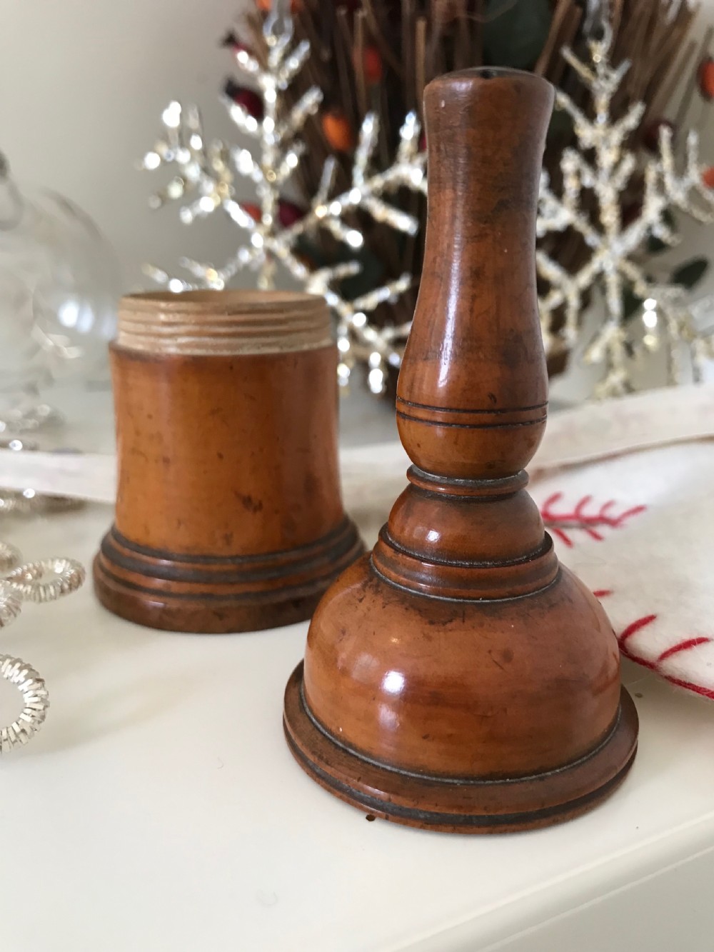Antique Glove Powderer - treen View V