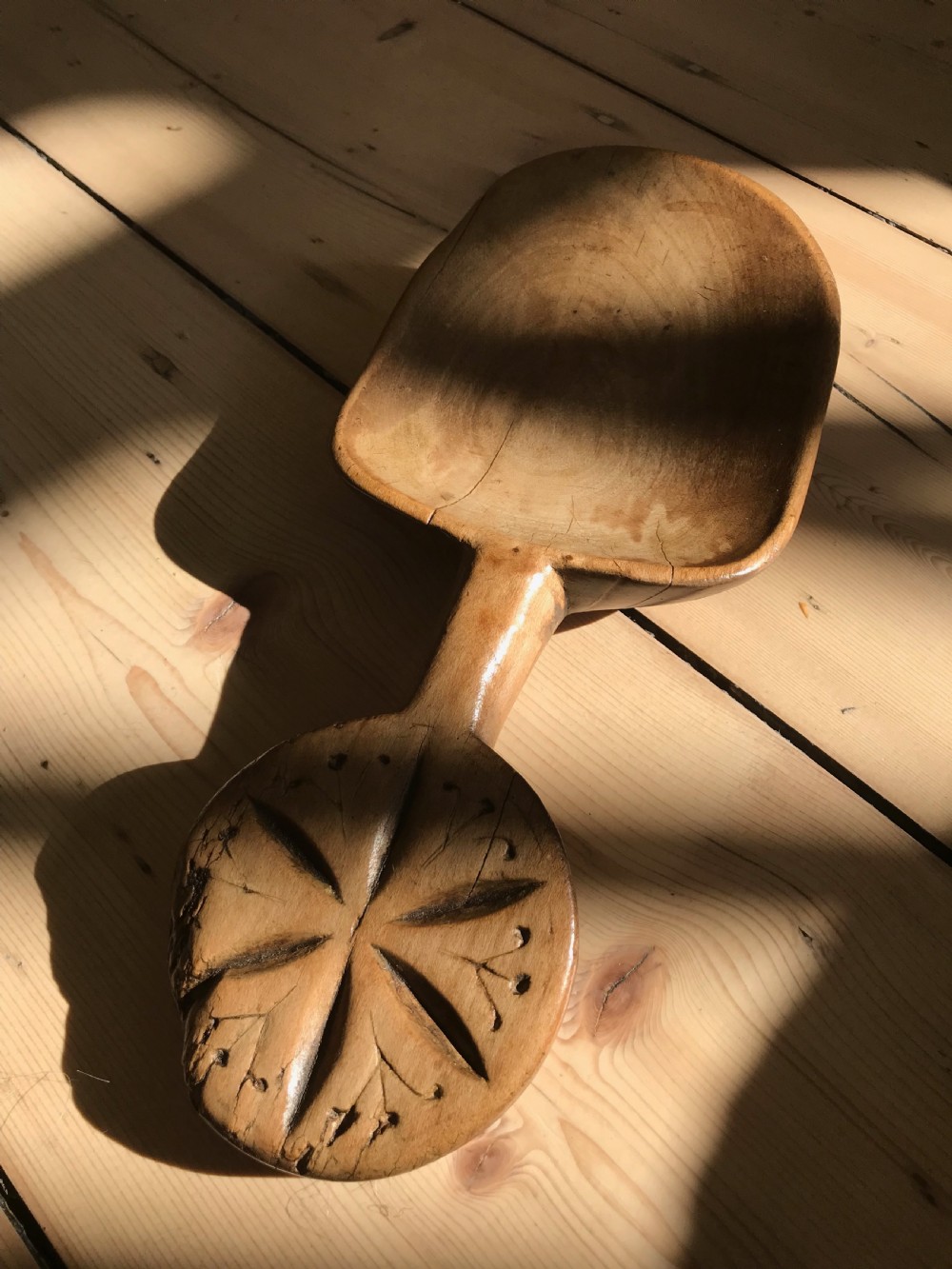 Antique Welsh Butter Spade - treen View V