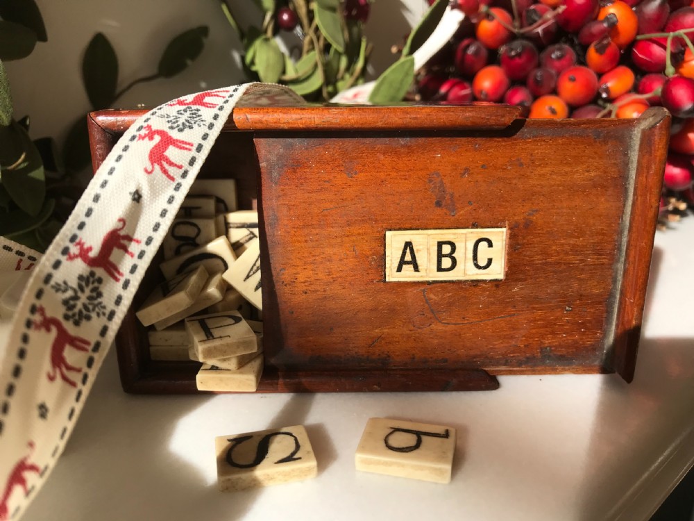 Antique Victorian Spelling & Alphabet Box with bone letters View IV