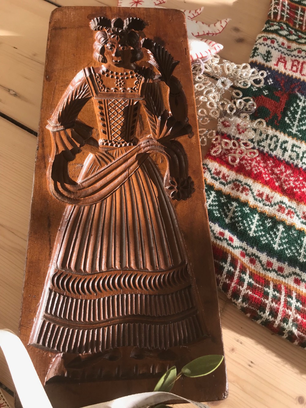 Antique Double Sided Gingerbread Mould View VIII