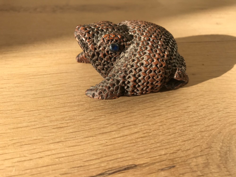 Antique Snuff Box - Toad/Frog View IV
